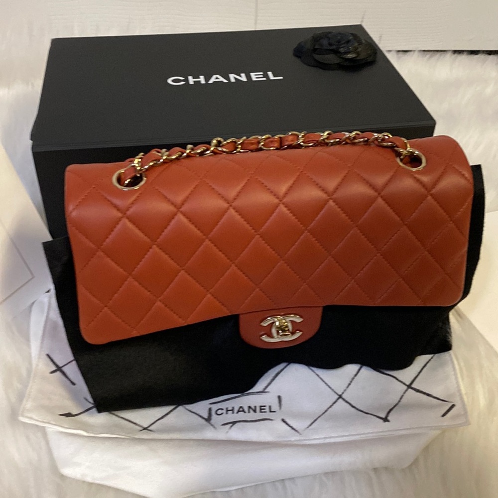 Brand New in Box Chanel Medium Double Flap marron Lambskin with Gold Hardware